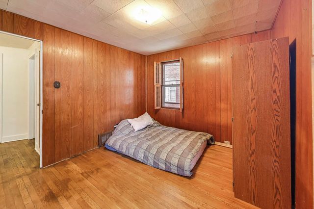 37 E Elizabeth Street, Hammond, IN 46320