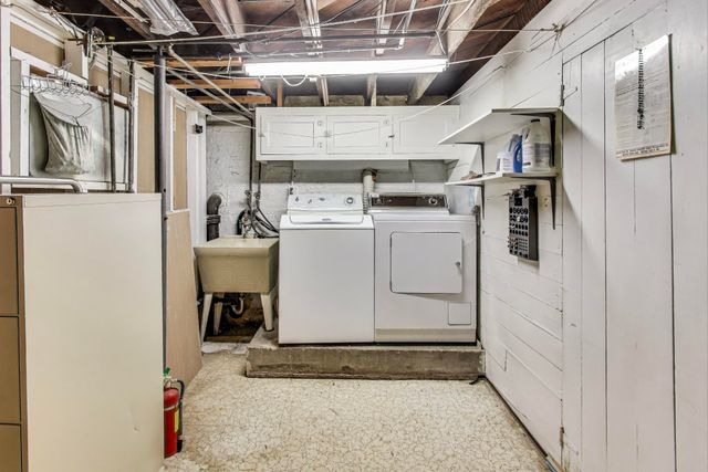 37 E Elizabeth Street, Hammond, IN 46320