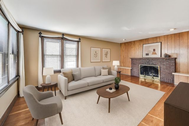 37 E Elizabeth Street, Hammond, IN 46320