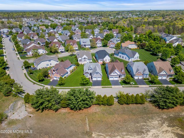 52 Plymouth Way, Barnegat, NJ 08005