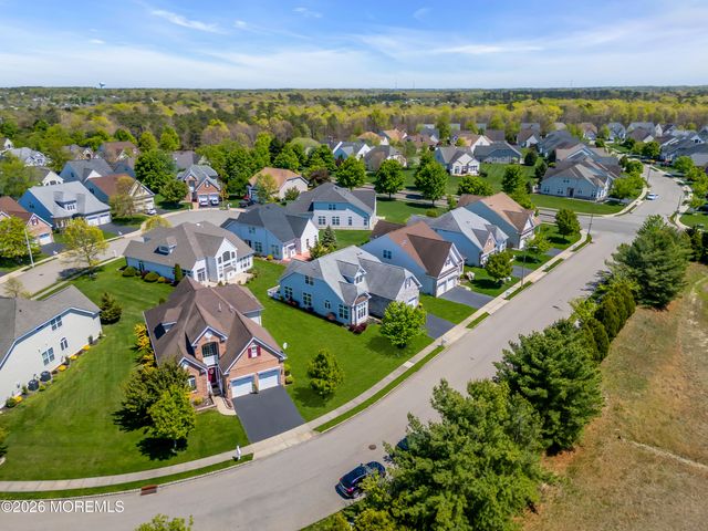 52 Plymouth Way, Barnegat, NJ 08005