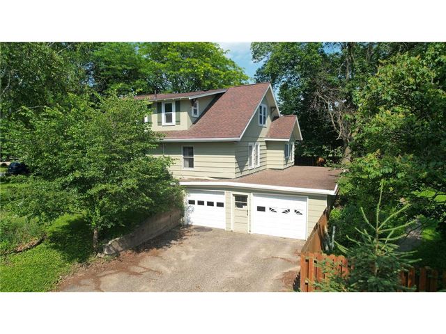 1400 12th Avenue, Menomonie, WI 54751