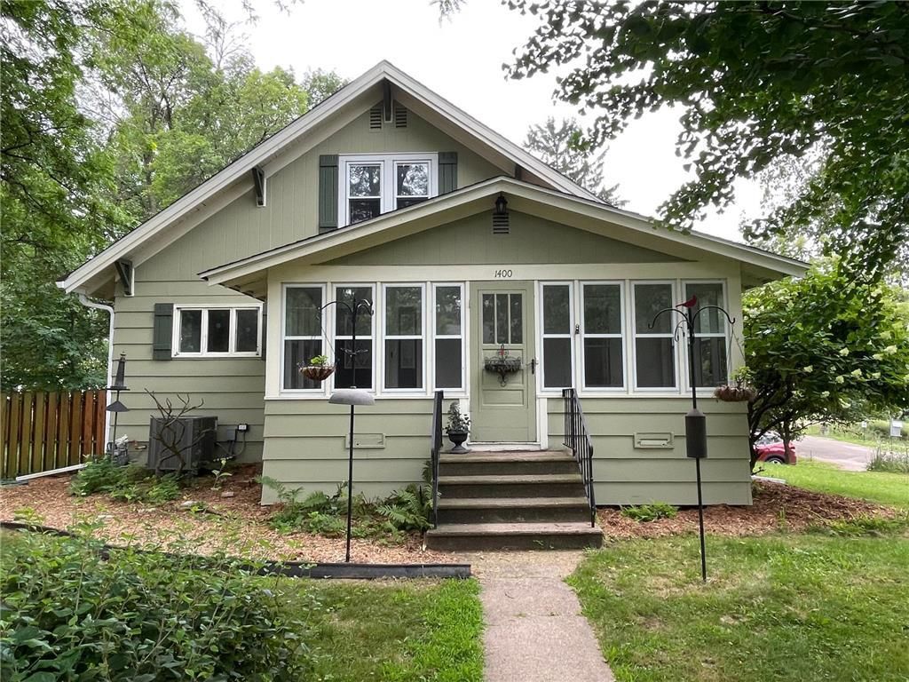 1400 12th Avenue, Menomonie, WI 54751
