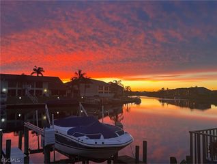 3631 SE 10th AVE 102, Cape Coral, FL 33904