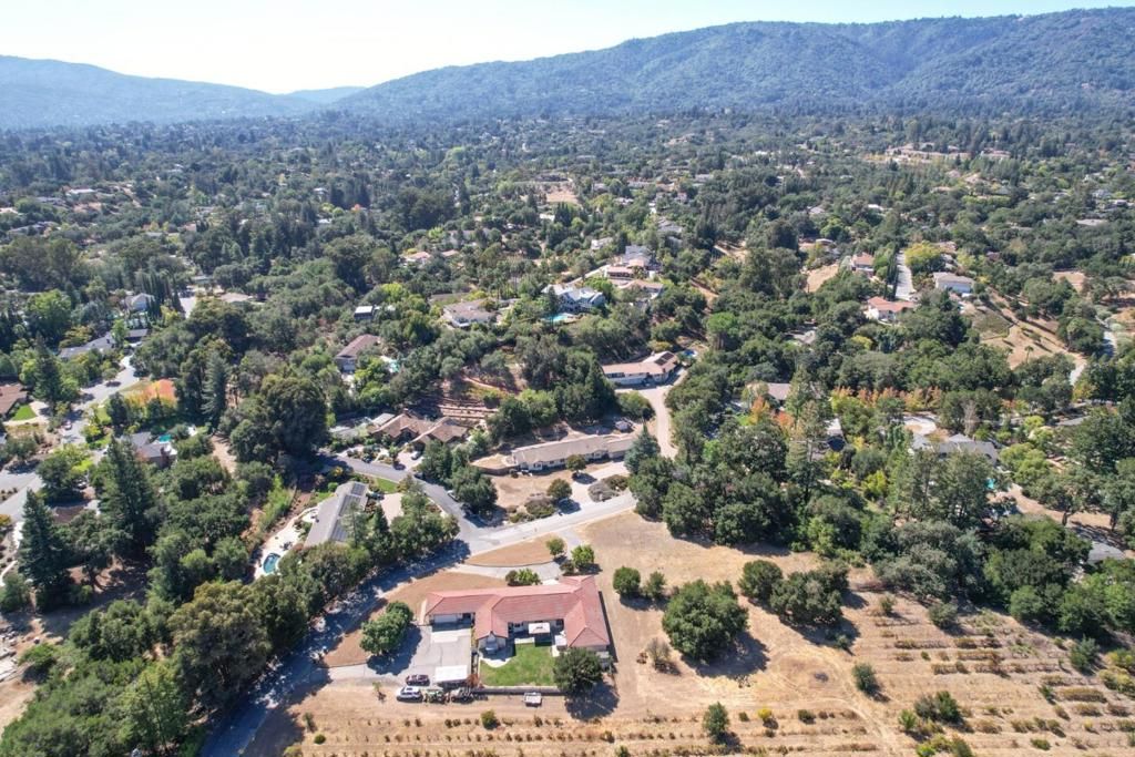 14001 Chester Avenue, Saratoga, CA 95070