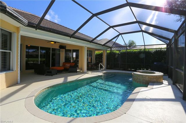 6769 Bent Grass DR, Naples, FL 34113
