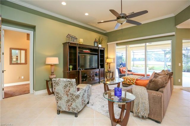 6769 Bent Grass DR, Naples, FL 34113