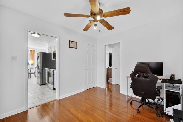 4407 66th Street, Urbandale, IA 50322