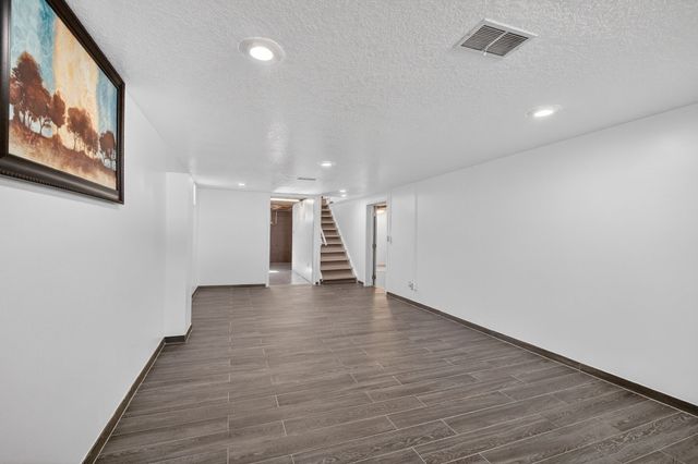 4407 66th Street, Urbandale, IA 50322