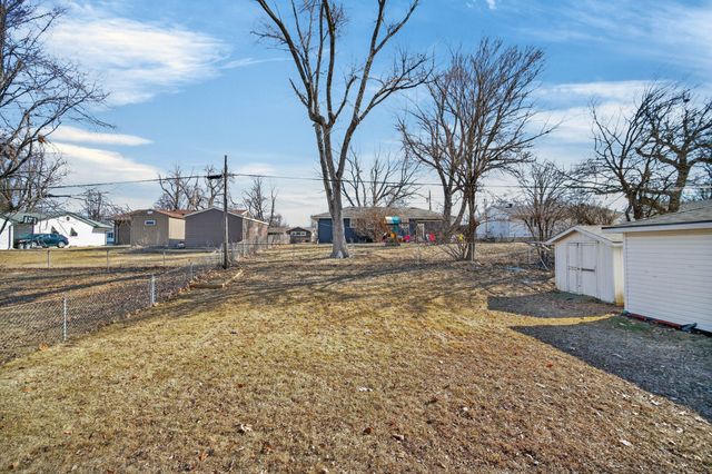 4407 66th Street, Urbandale, IA 50322