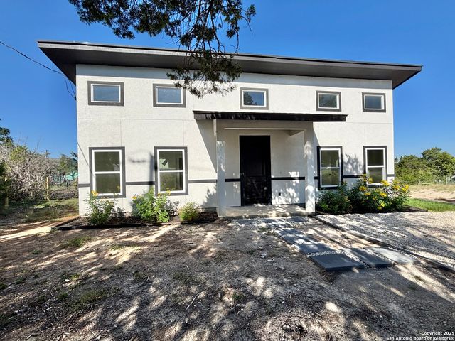 227 Canyon Springs, Canyon Lake, TX 78133
