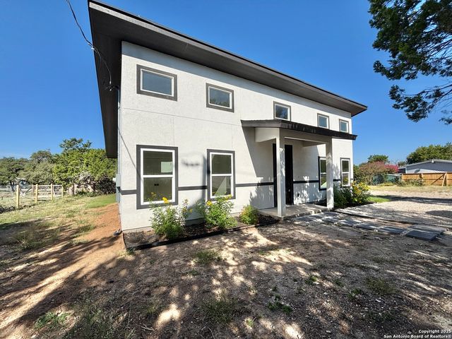 227 Canyon Springs, Canyon Lake, TX 78133