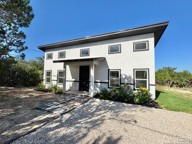227 Canyon Springs, Canyon Lake, TX 78133