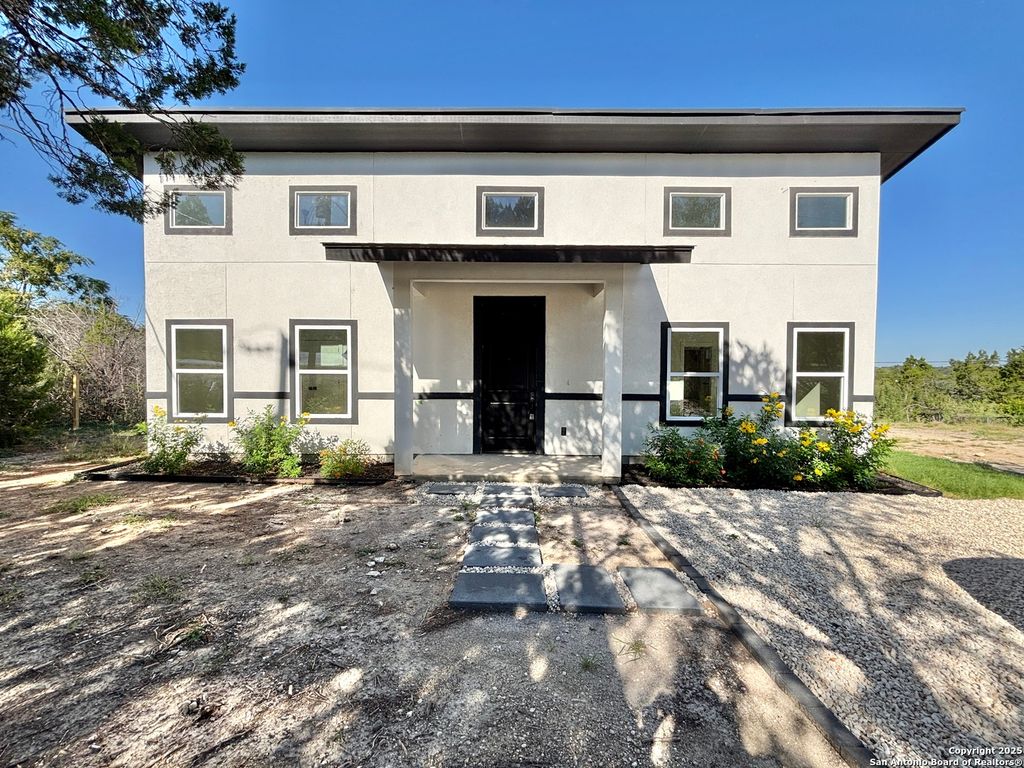 227 Canyon Springs, Canyon Lake, TX 78133