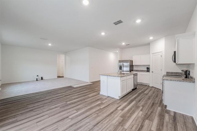 35412 EASTBROOK AVENUE, Zephyrhills, FL 33541