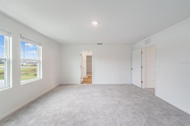 35412 EASTBROOK AVENUE, Zephyrhills, FL 33541