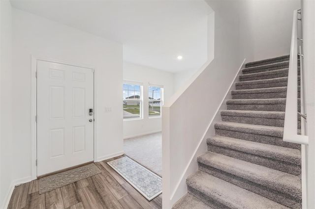 35412 EASTBROOK AVENUE, Zephyrhills, FL 33541