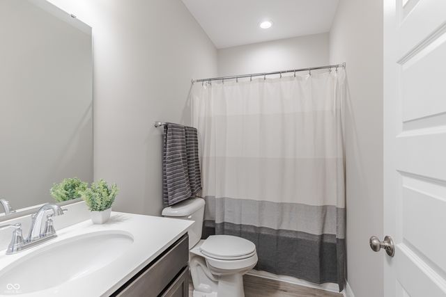 5799 CR W 750 N, Mccordsville, IN 46055