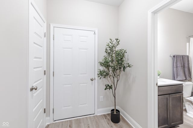 5799 CR W 750 N, Mccordsville, IN 46055