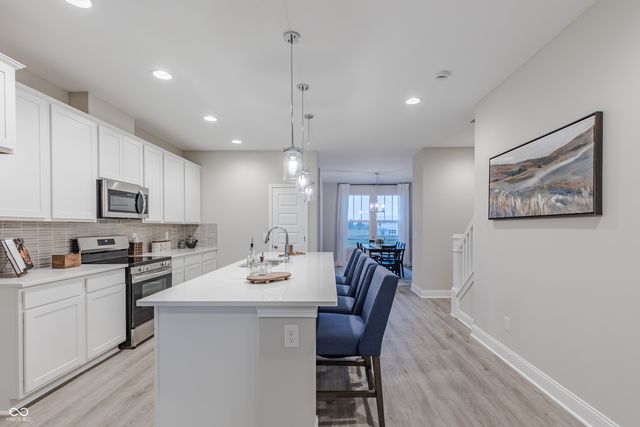 5799 CR W 750 N, Mccordsville, IN 46055