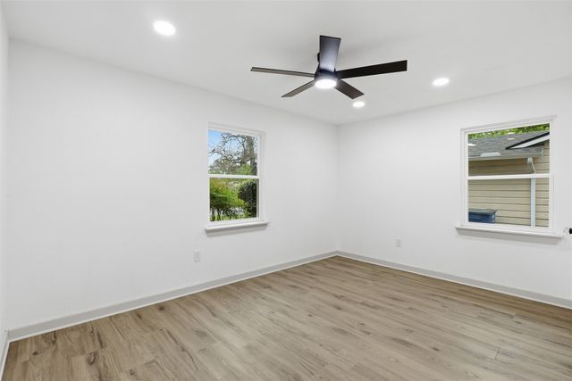 8442 Campanella Drive, Dallas, TX 75243