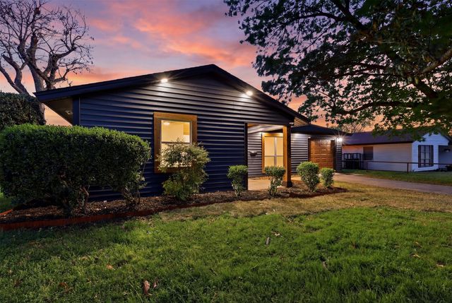 8442 Campanella Drive, Dallas, TX 75243