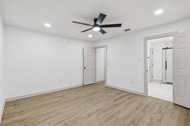 8442 Campanella Drive, Dallas, TX 75243