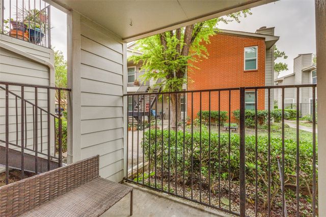 6900 Skillman Street 407, Dallas, TX 75231