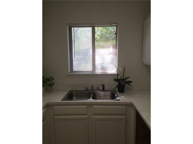 5550 Spring Valley Road G12, Dallas, TX 75254