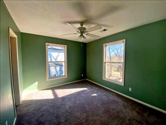 1172 WHITE OAK Lane, Liberty, MO 64068