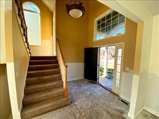 1172 WHITE OAK Lane, Liberty, MO 64068