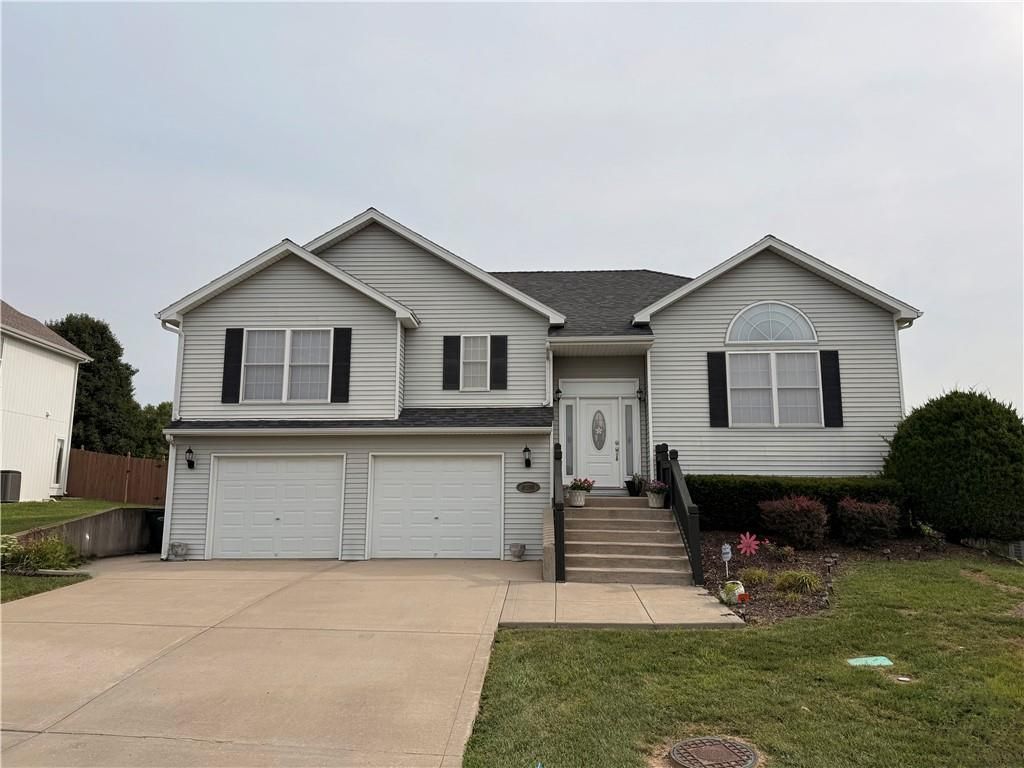 2150 Shenandoah Drive, Leavenworth, KS 66048