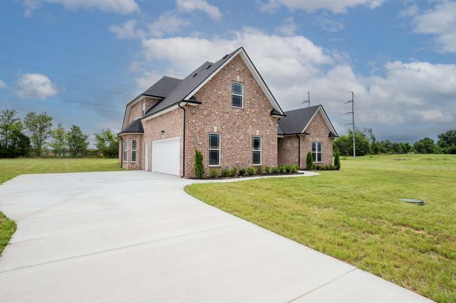 5409 Walnut Farms Blvd, Christiana, TN 37037