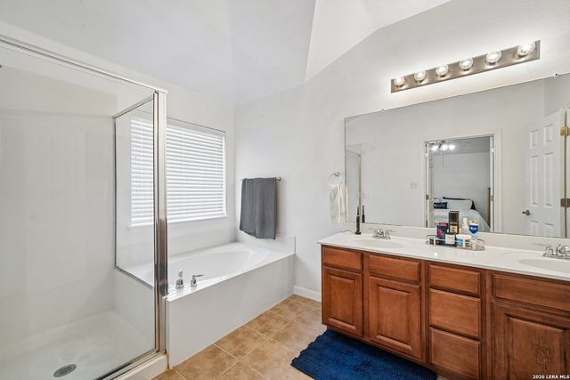 8435 Autry Bnd, San Antonio, TX 78254