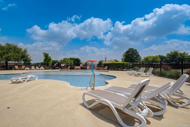 8435 Autry Bnd, San Antonio, TX 78254