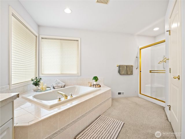 8202 204th Avenue Ct E, Bonney Lake, WA 98391