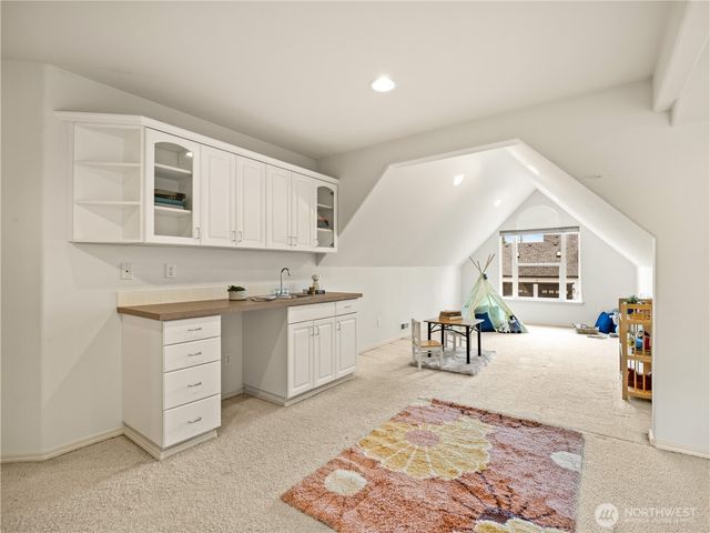8202 204th Avenue Ct E, Bonney Lake, WA 98391