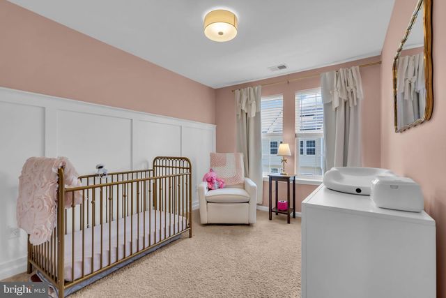 5 VENICE LN, Mount Laurel, NJ 08054