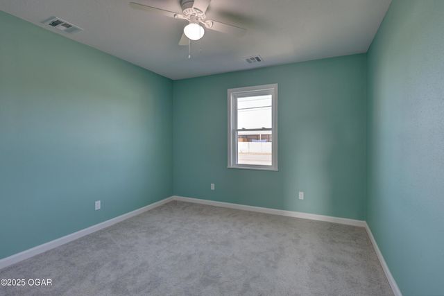 1828 W 4th Street, Joplin, MO 64801