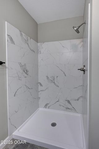 1828 W 4th Street, Joplin, MO 64801