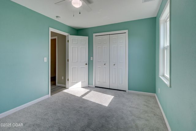 1828 W 4th Street, Joplin, MO 64801