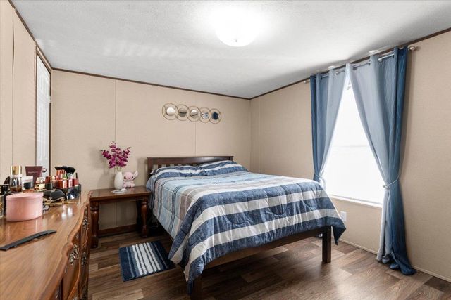 341 SW Front ST, Bartlett, TX 76511