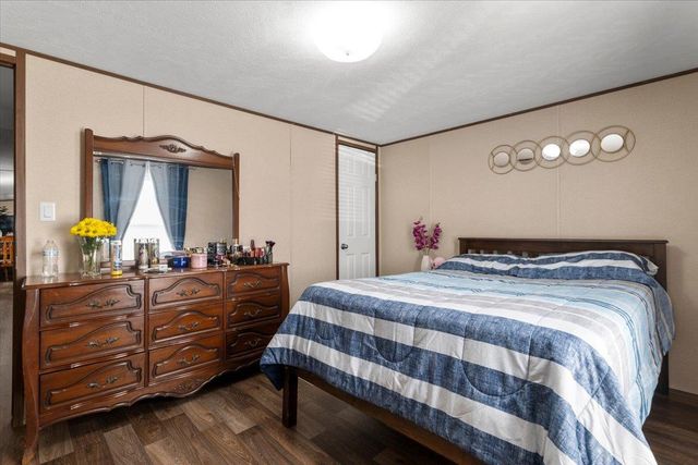 341 SW Front ST, Bartlett, TX 76511