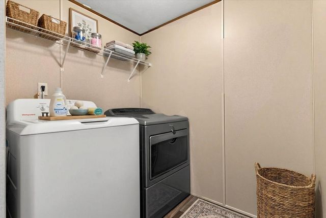 341 SW Front ST, Bartlett, TX 76511