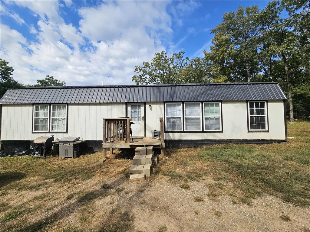 13123 Locust Mountain Road, Mountainburg, AR 72946