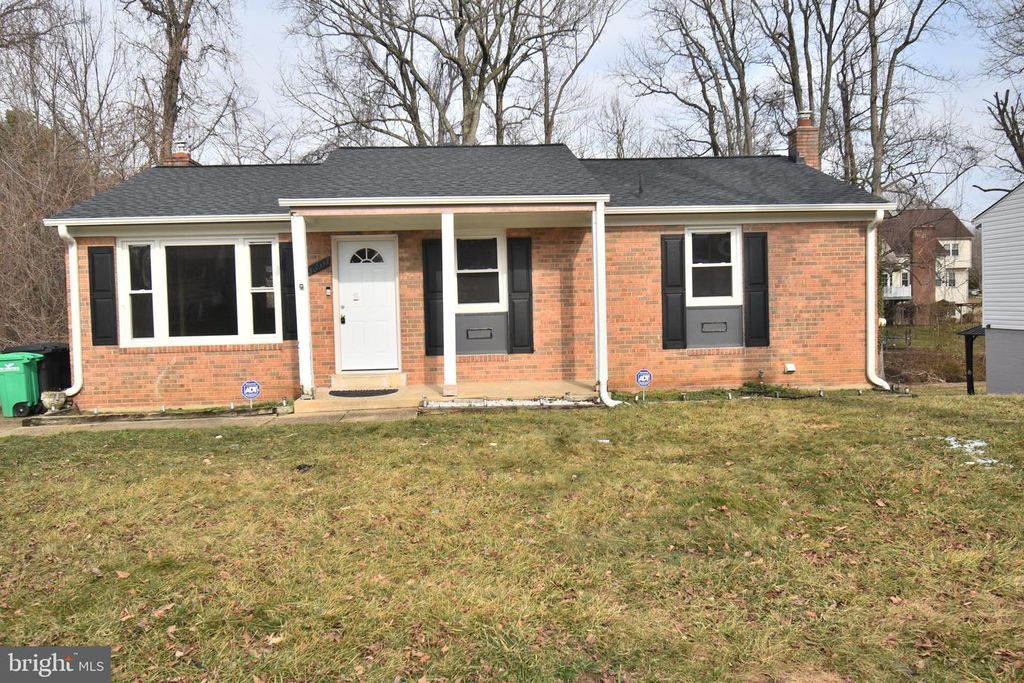 7602 LOCRIS DR, Upper Marlboro, MD 20772