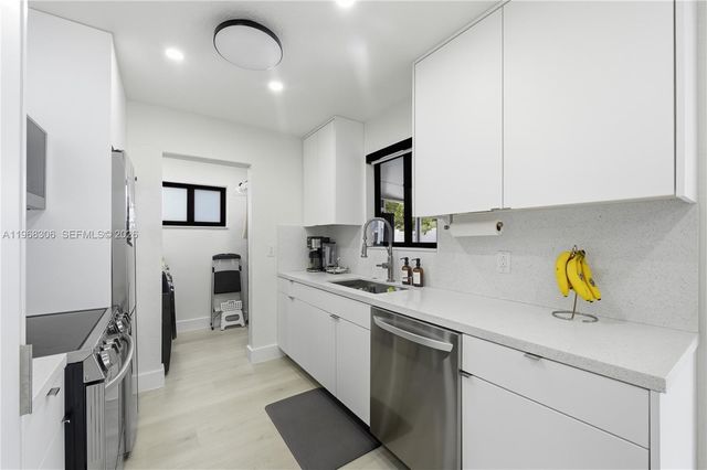 7491 Raleigh Street, Hollywood, FL 33024