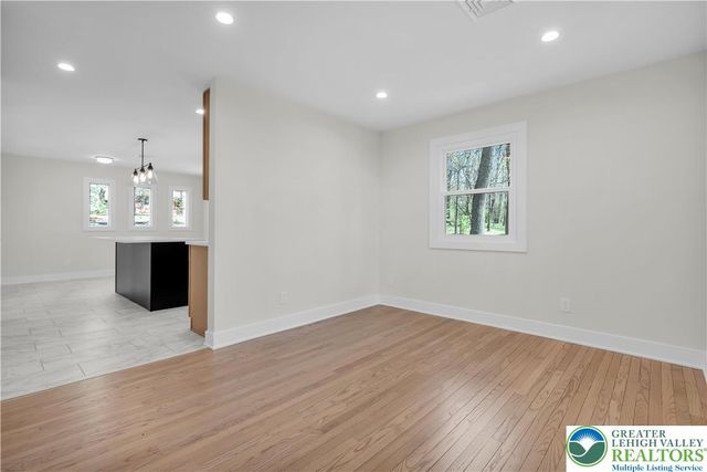 5722 Shady Lane, East Allen Twp, PA 18014