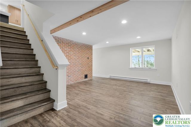 5722 Shady Lane, East Allen Twp, PA 18014