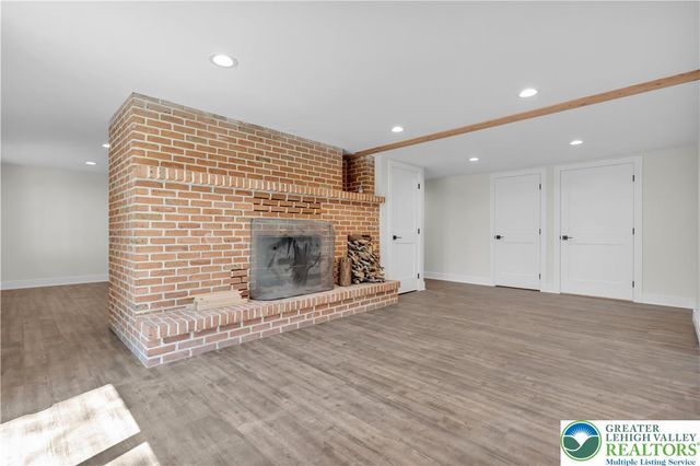 5722 Shady Lane, East Allen Twp, PA 18014